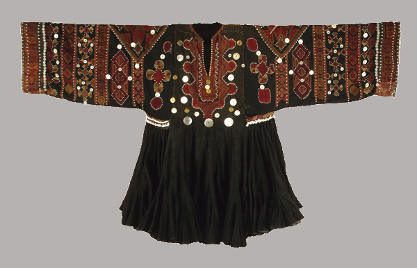 20th century woman’s dress from the Afghanistan-Pakistan border
